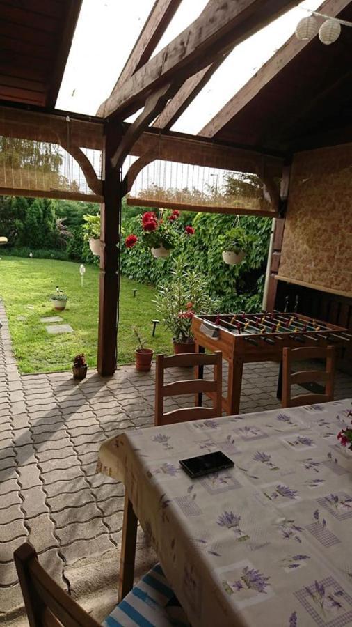 Apartament Liliana Vendeghaz Balatonfůzfő Zewnętrze zdjęcie