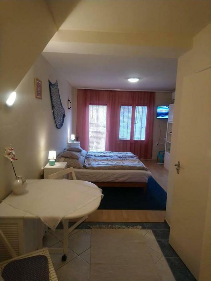 Apartament Liliana Vendeghaz Balatonfůzfő Zewnętrze zdjęcie