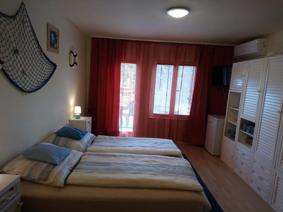 Apartament Liliana Vendeghaz Balatonfůzfő Zewnętrze zdjęcie