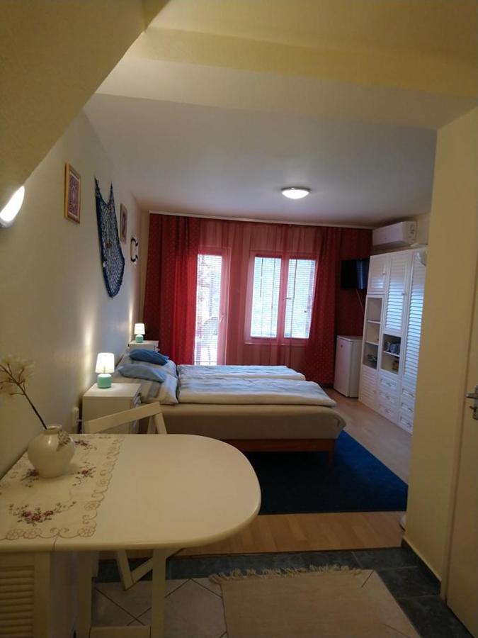 Apartament Liliana Vendeghaz Balatonfůzfő Zewnętrze zdjęcie