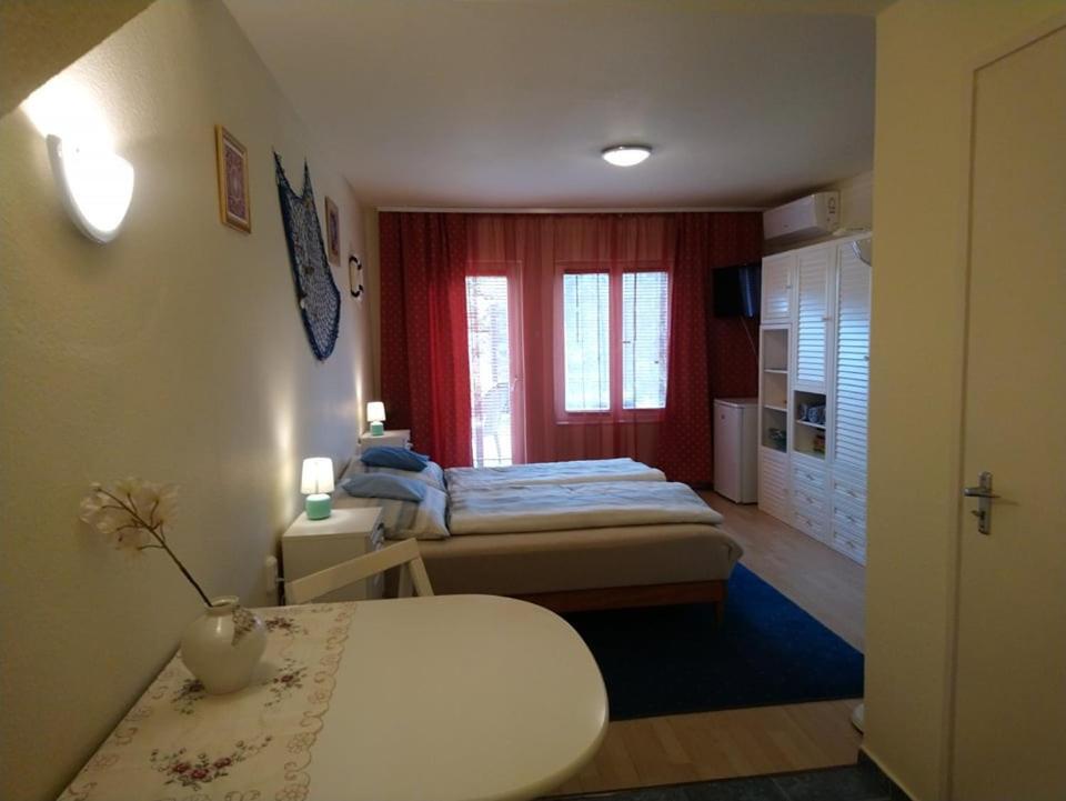 Apartament Liliana Vendeghaz Balatonfůzfő Zewnętrze zdjęcie