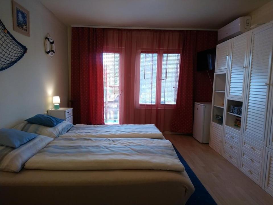 Apartament Liliana Vendeghaz Balatonfůzfő Zewnętrze zdjęcie